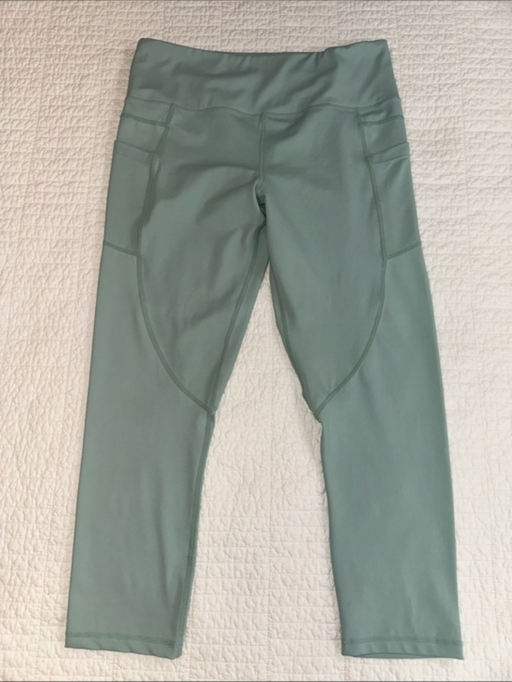 ZYIA XL Capri Seafoam Green Active Leggings Side Pockets EUC